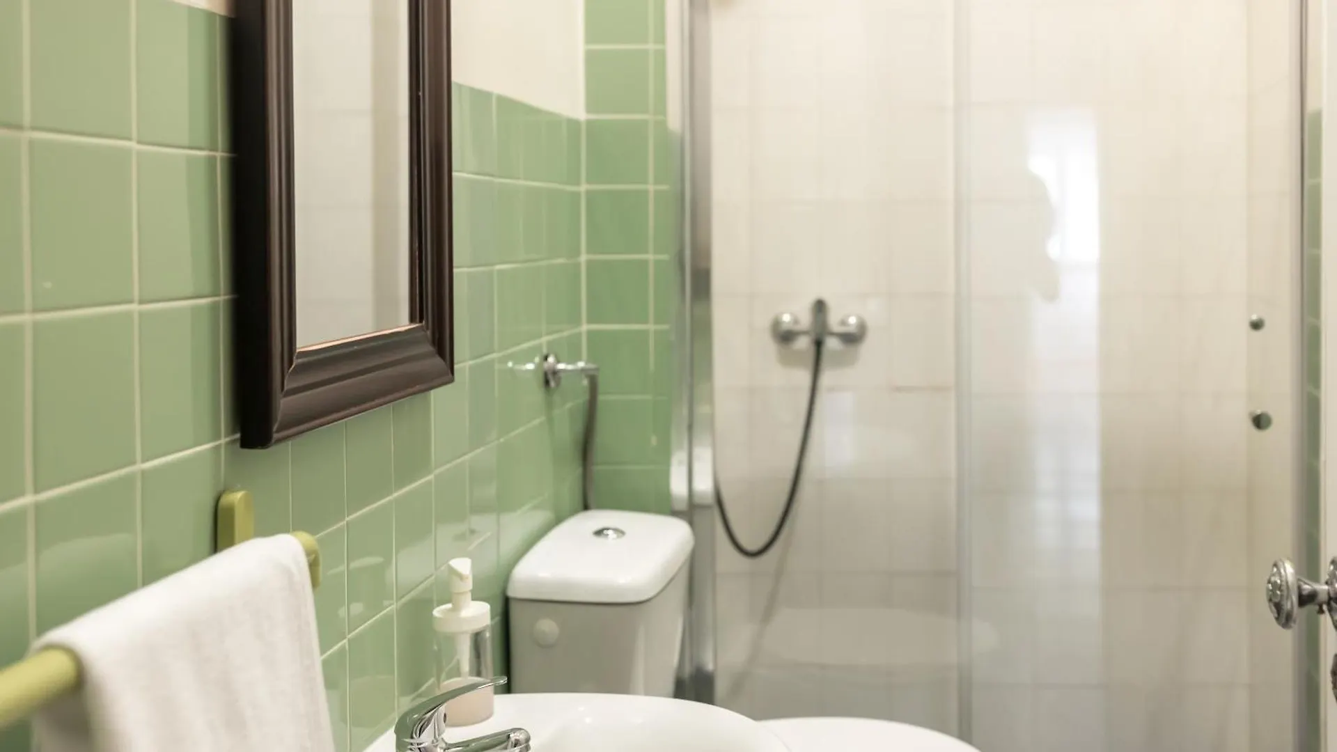 Aquilla Family Room 207 Lissabon Accommodatie bij particulieren